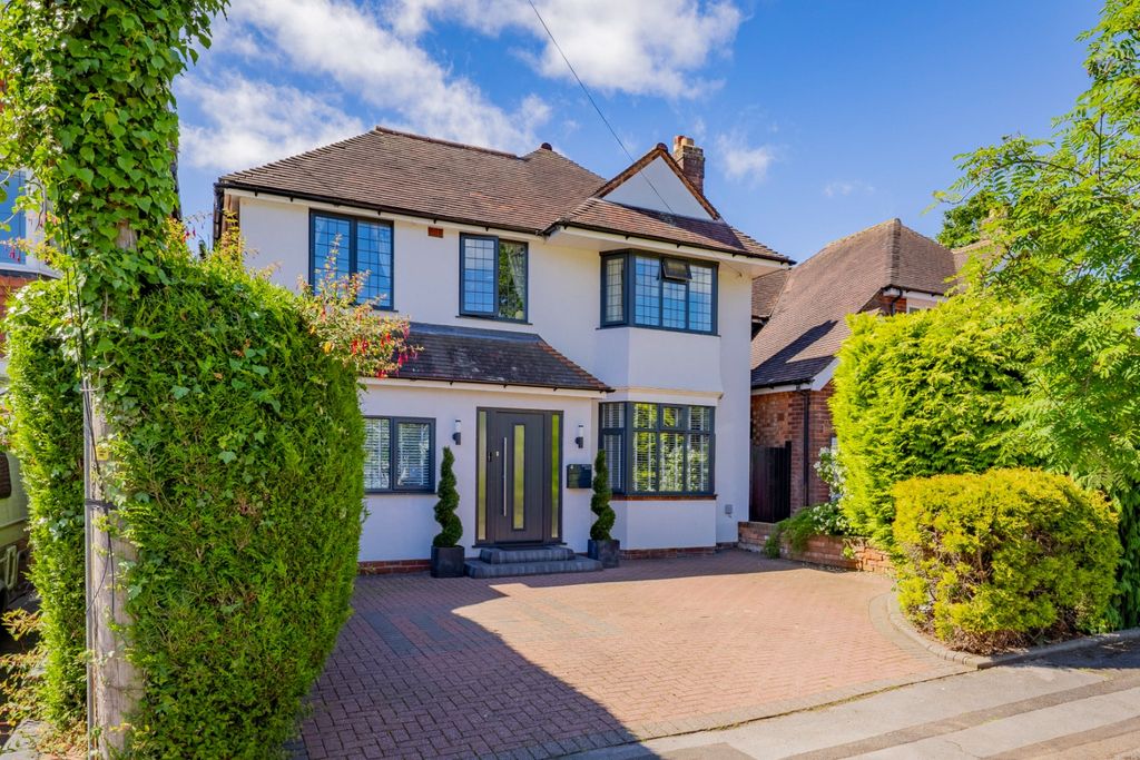 Property photo 1 of 52 5104200