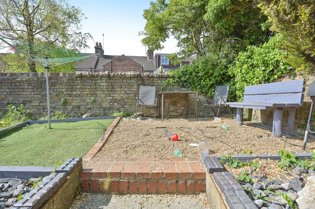 Property photo 2 of 10 Communal Garden