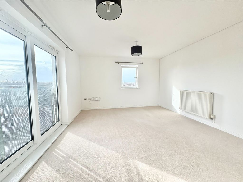 Property photo 2 of 8 Image