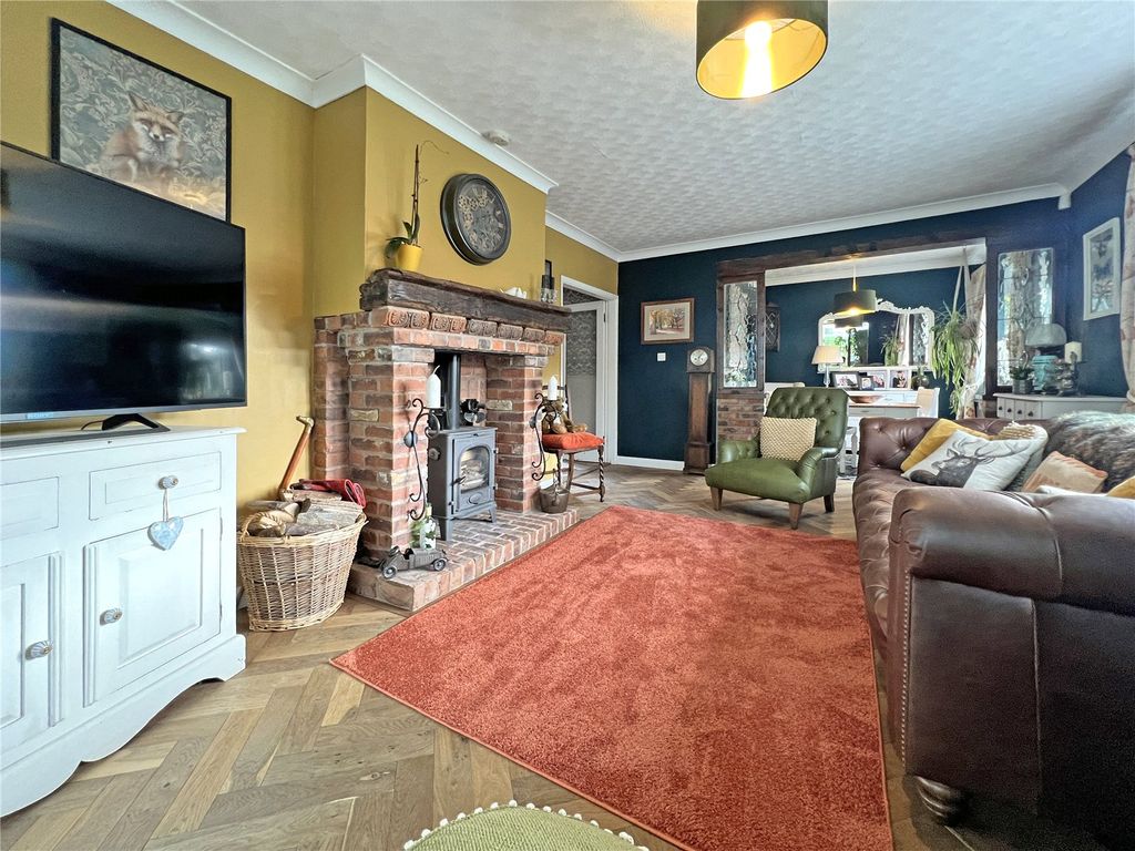 Property photo 3 of 31 Picture No. 18