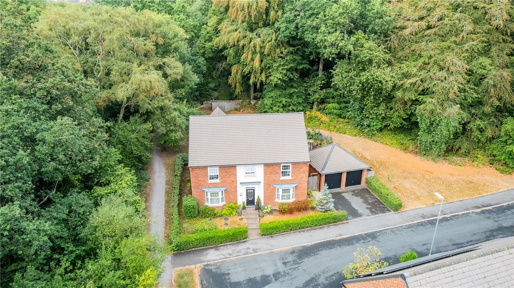 Property photo 2 of 46 Picture No. 22