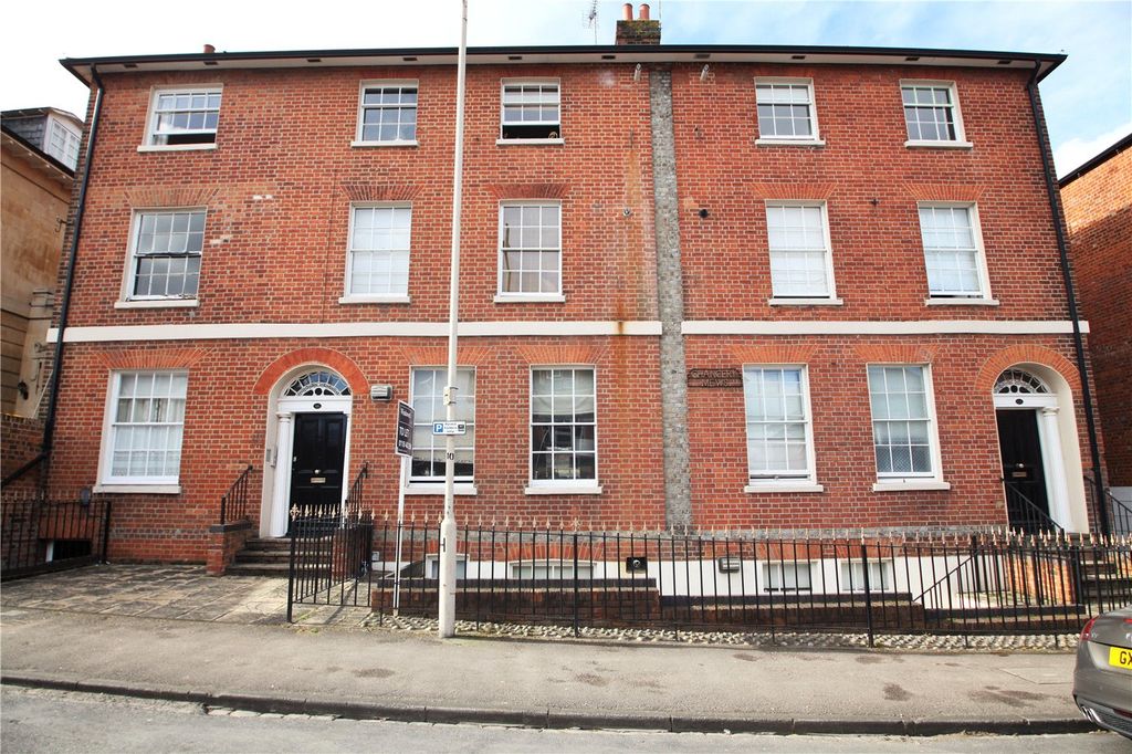 Property photo 2 of 12 Picture No. 01