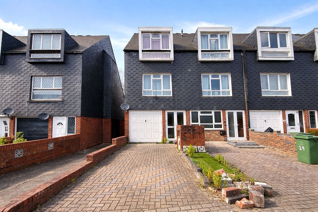 Property photo 1 of 16 Picture 1