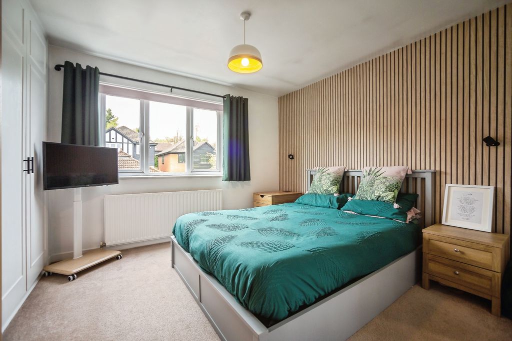 Property photo 3 of 20 243A5692