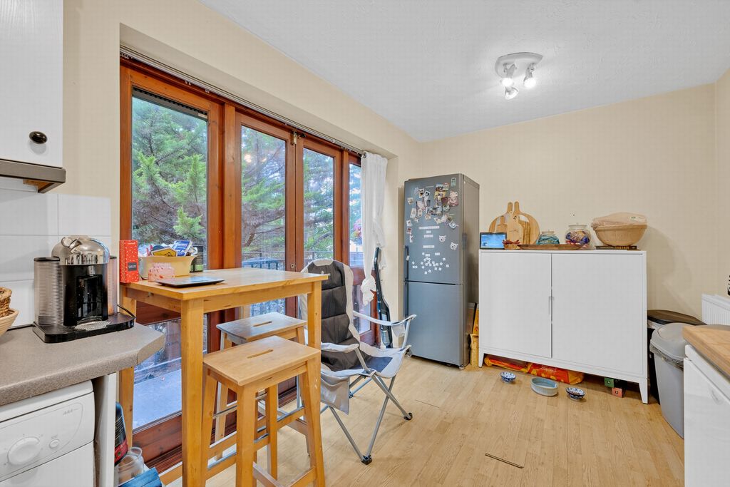 Property photo 3 of 20 Photo 6