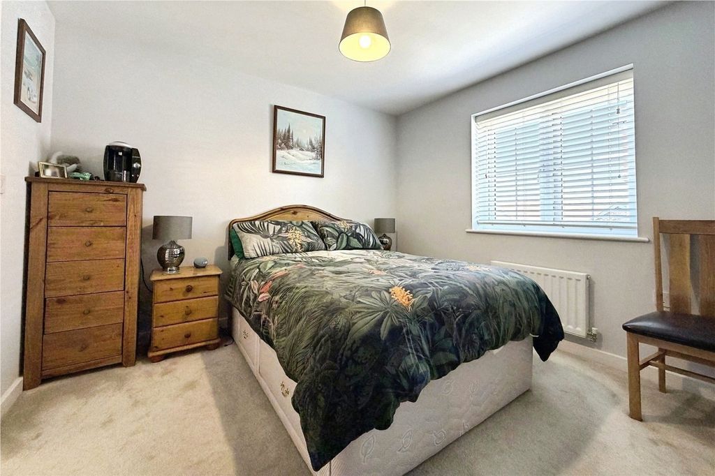 Property photo 3 of 14 Pbox-Img.Jpg