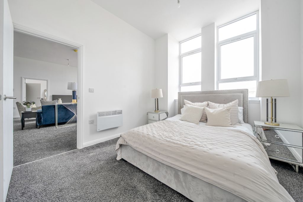 Property photo 2 of 5