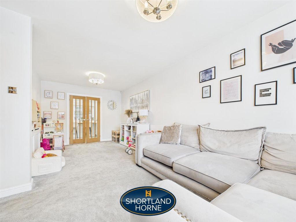 Property photo 2 of 16 Cam01906G0-Pr0624-Still002.Jpg