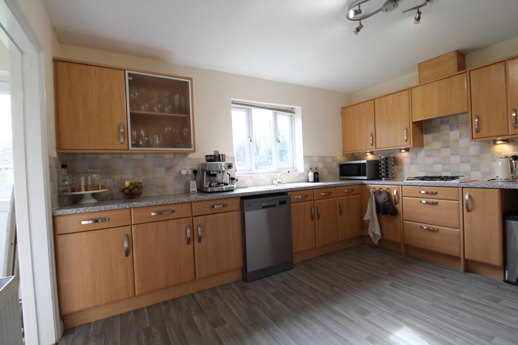 Property photo 3 of 19 Photo 3