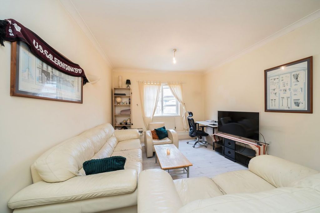 Property photo 2 of 4