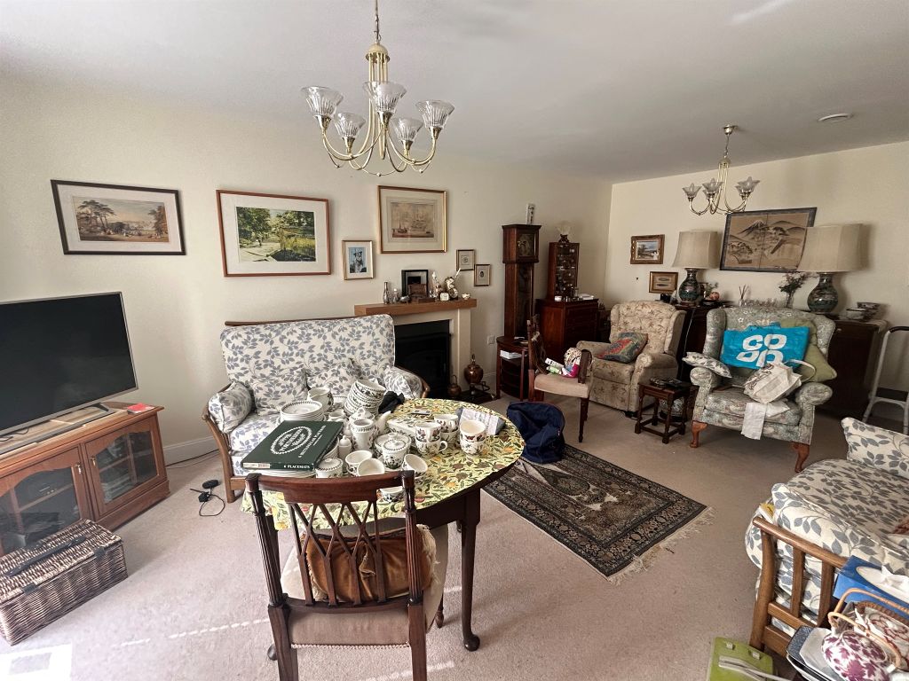 Property photo 3 of 8