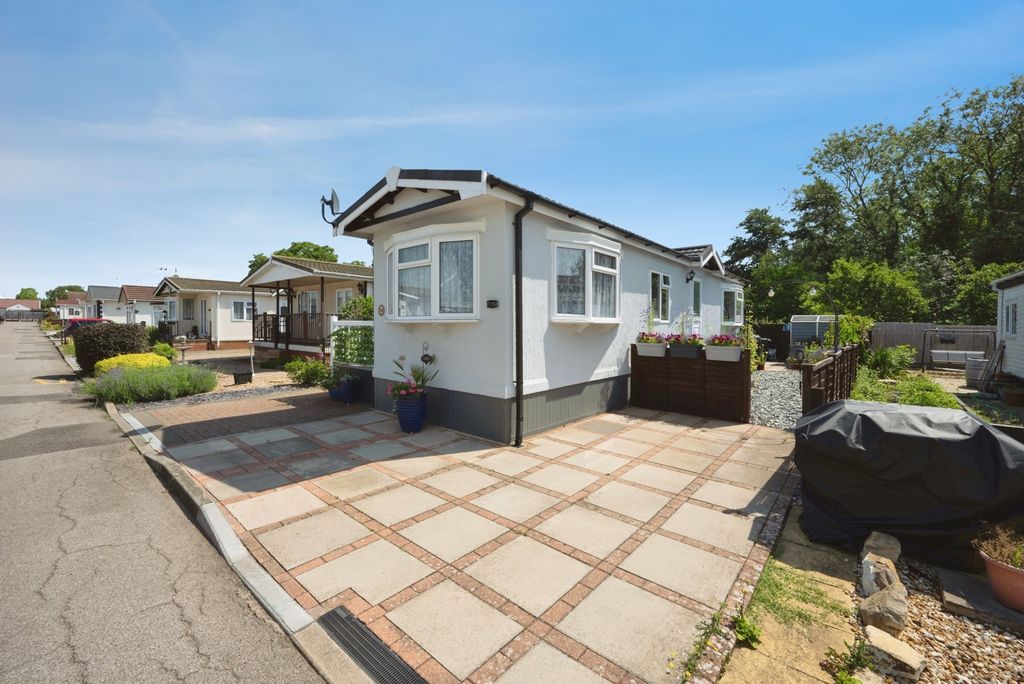 Property photo 1 of 20 Pbox-Img.Jpg