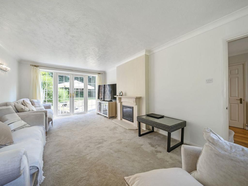 Property photo 3 of 18 Living Room 3.Jpg