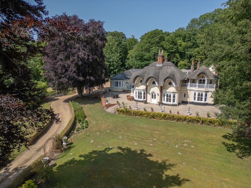 Property photo 1 of 52