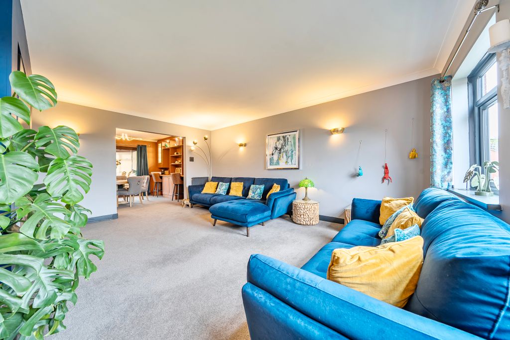 Property photo 2 of 18 1402288-6-697370B9Da6Fa