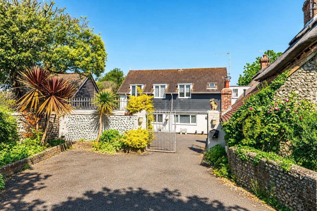 Property photo 1 of 29 Picture No. 43