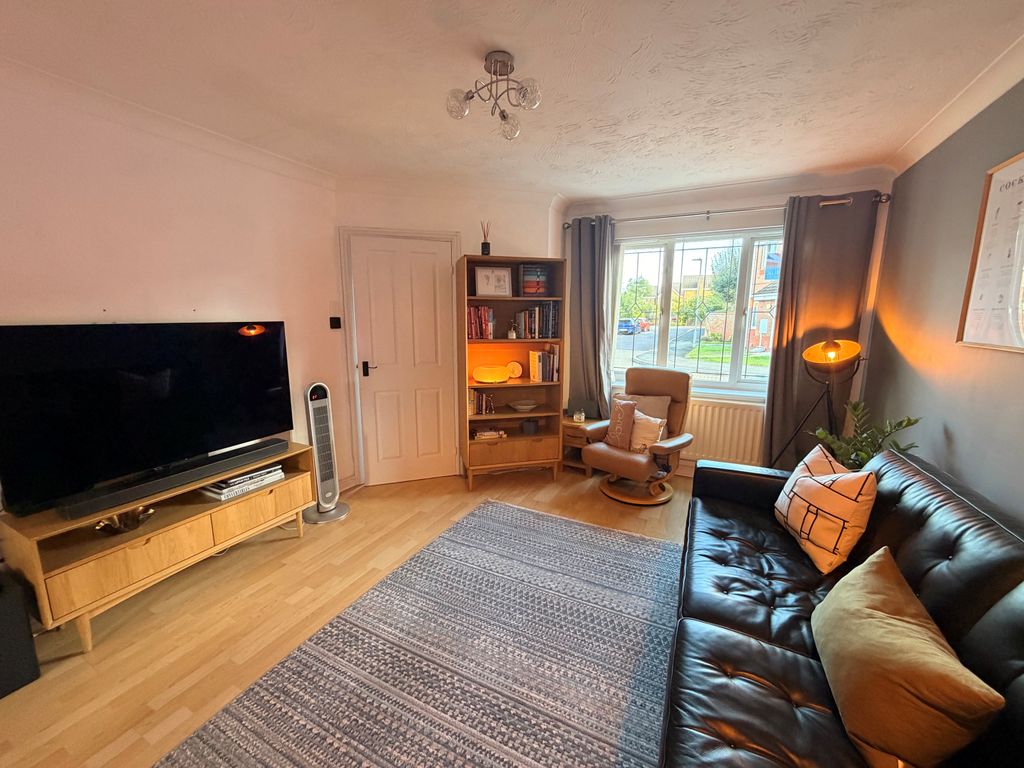 Property photo 3 of 13