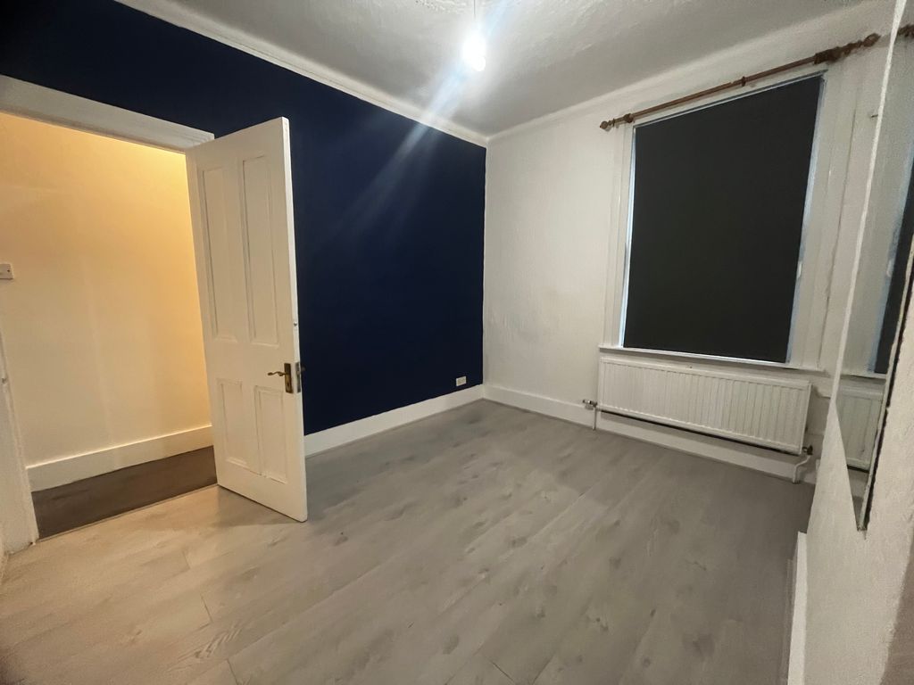 Property photo 3 of 3