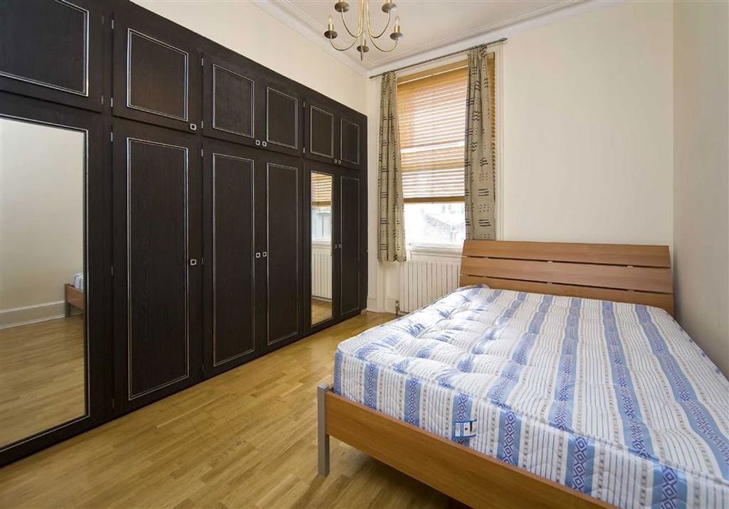 Property photo 3 of 6