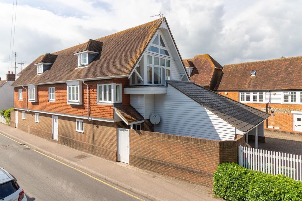 Property photo 1 of 11 3390722
