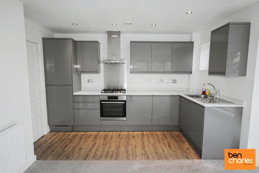 Property photo 3 of 11 Picture No. 17