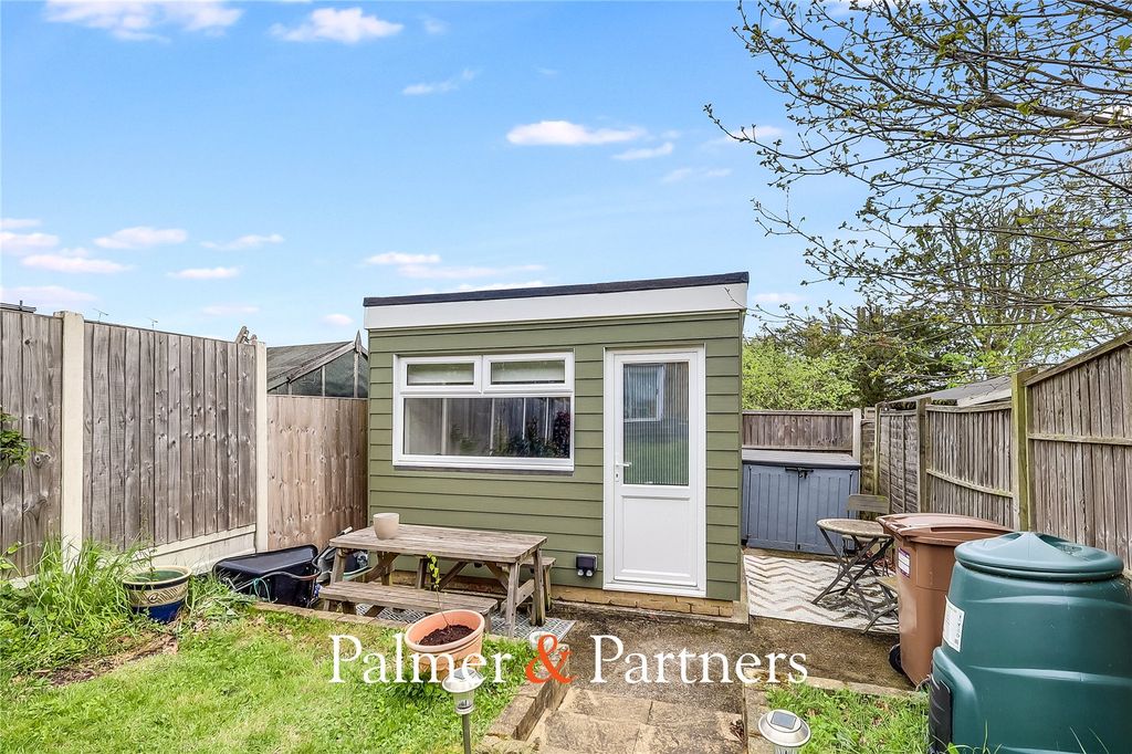 Property photo 2 of 18 Picture No. 19