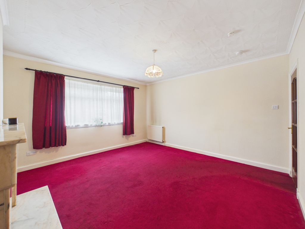 Property photo 2 of 34