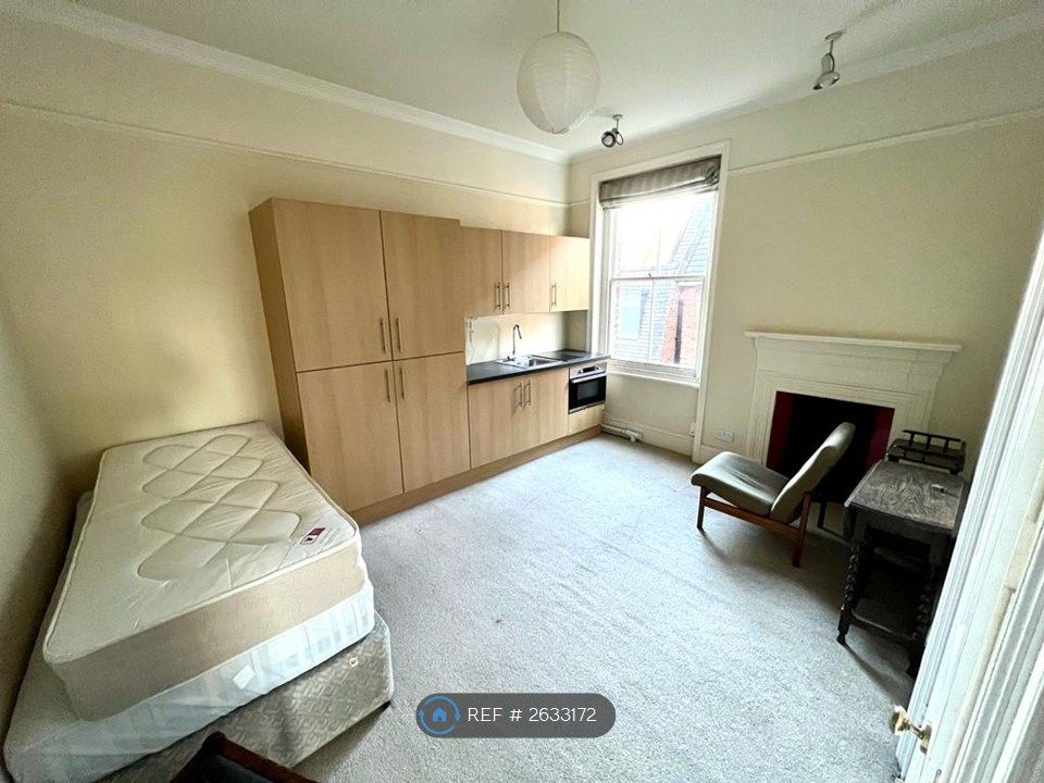 Property photo 3 of 3 Studio Room