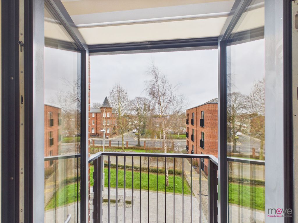 Property photo 2 of 13