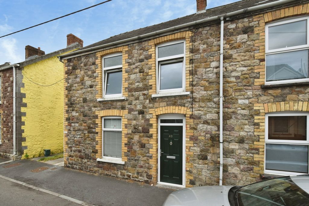 Property photo 1 of 16 Pbox-Img.Jpg
