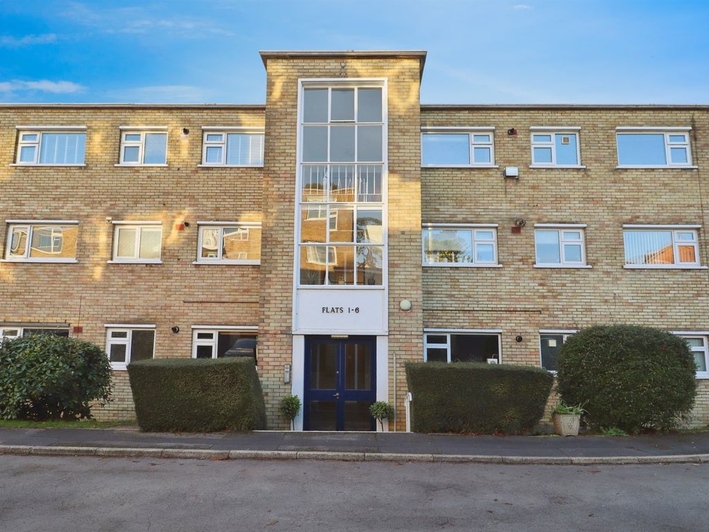 Property photo 1 of 16