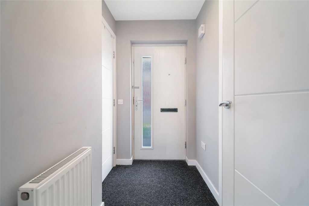 Property photo 2 of 13 2