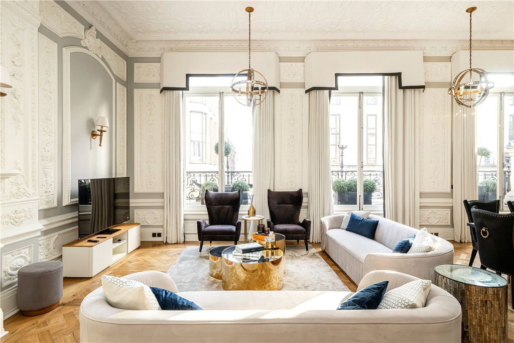 Property photo 2 of 32 Picture No. 23