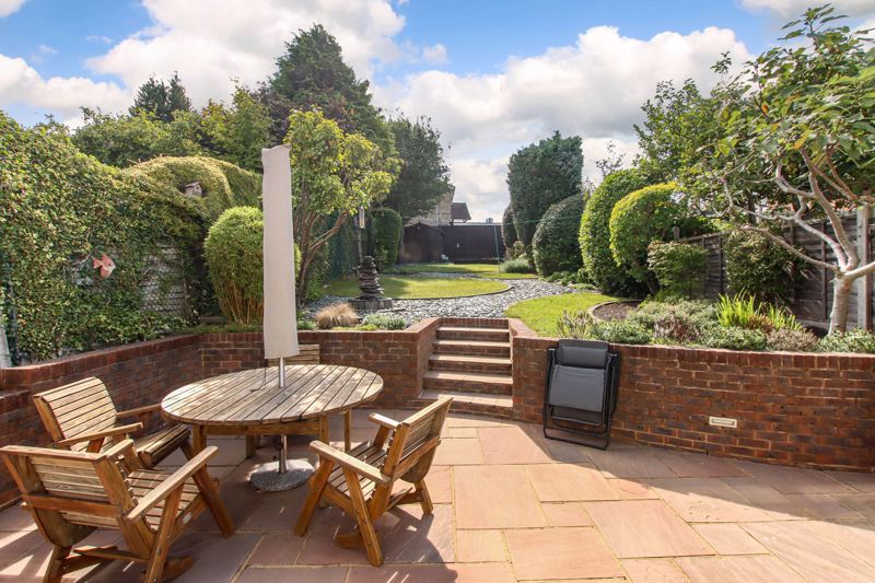 Property photo 3 of 17 Photo 4