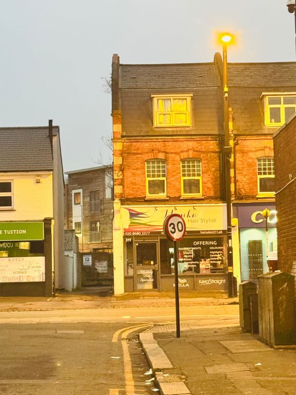 Property photo 1 of 8