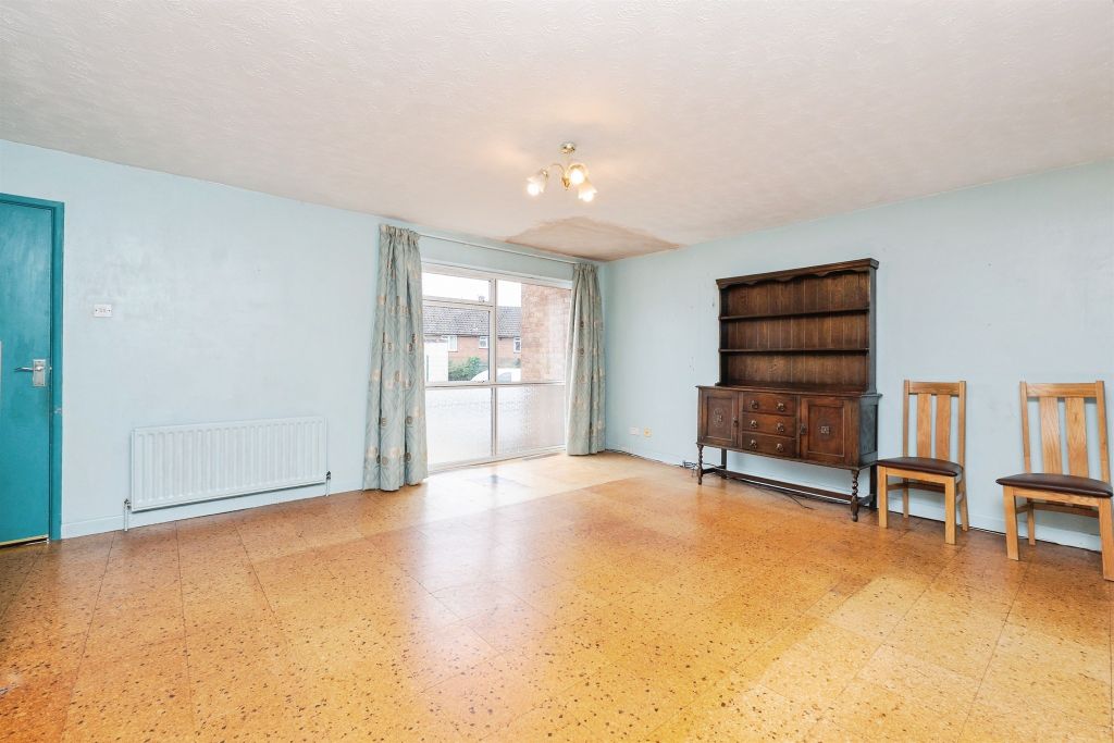 Property photo 3 of 17