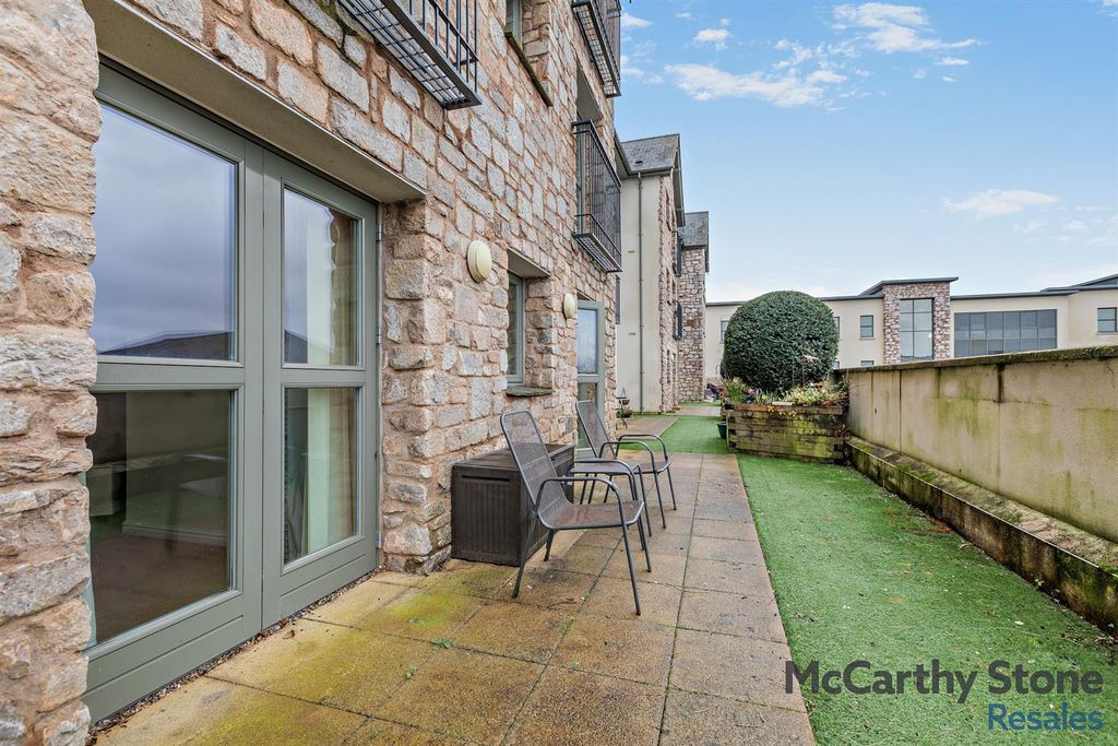 Additional image 5 of 1 bed flat for saleStover Court, East Street, Newton Abbot TQ12