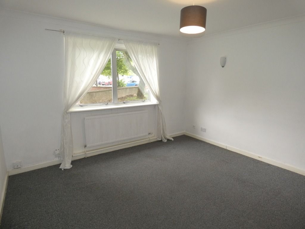 Property photo 2 of 7 Photo 2