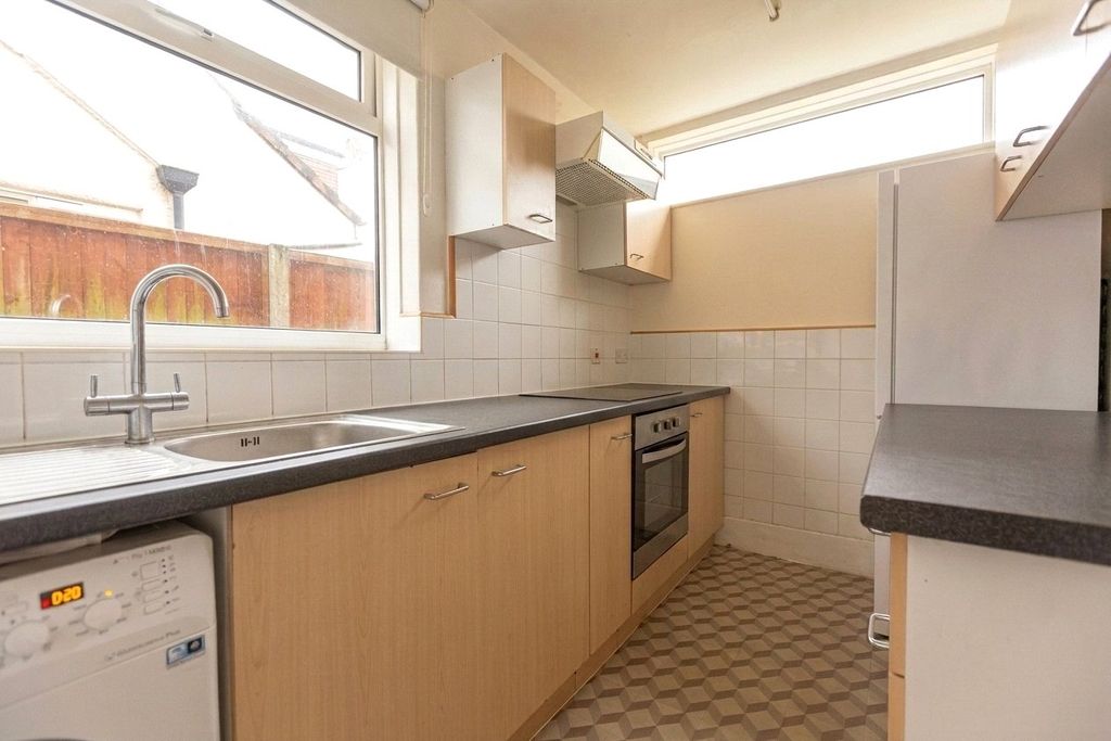 Property photo 1 of 14 Picture No. 73