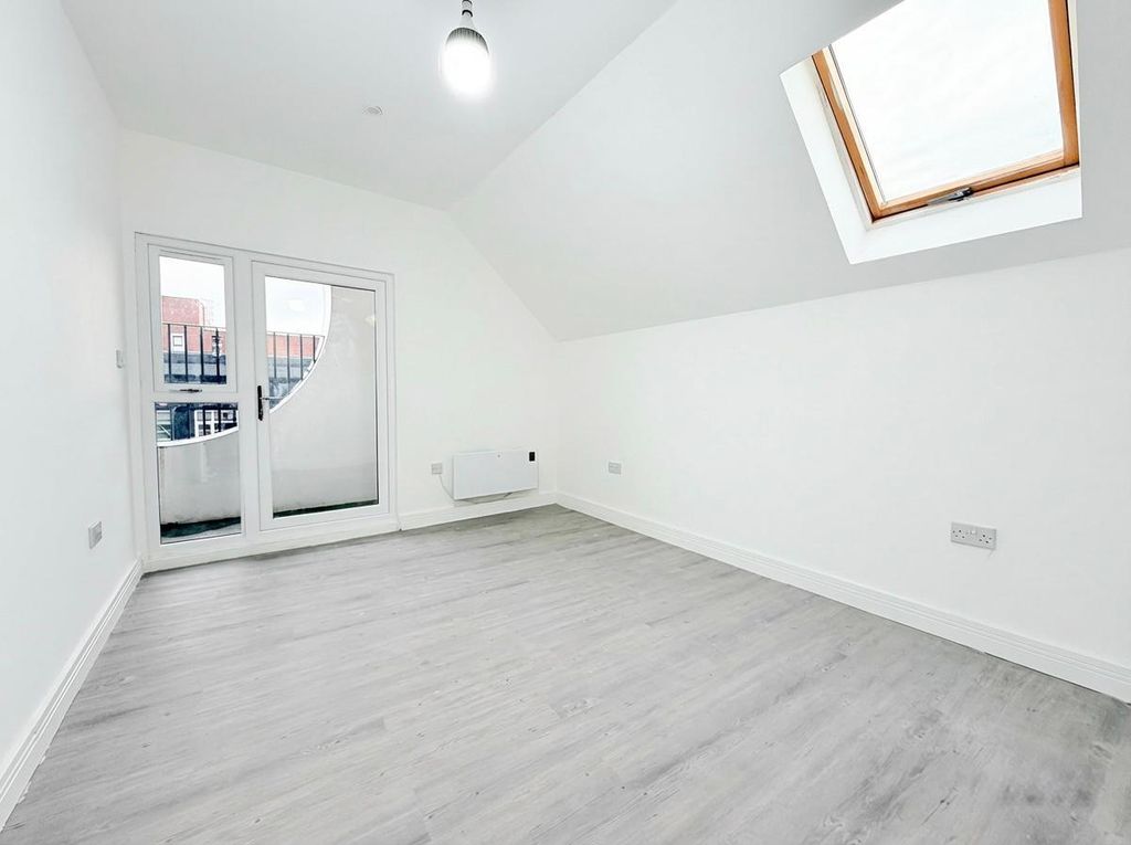 Property photo 3 of 5 Whatsapp Image 2026-03-17 At 13.35.05 (2).Jpeg