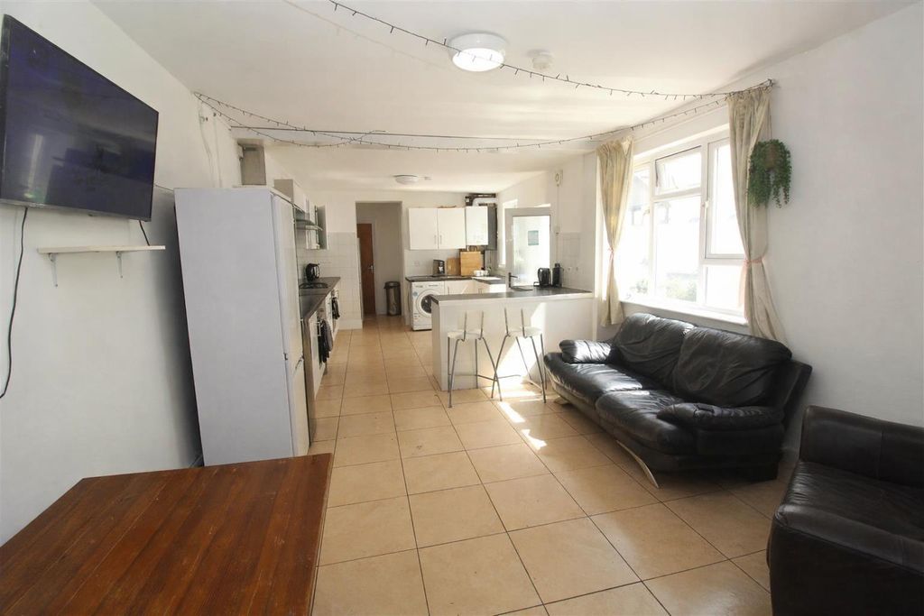 Property photo 1 of 15 Debxja651K68Pnyqmuyczg.Png