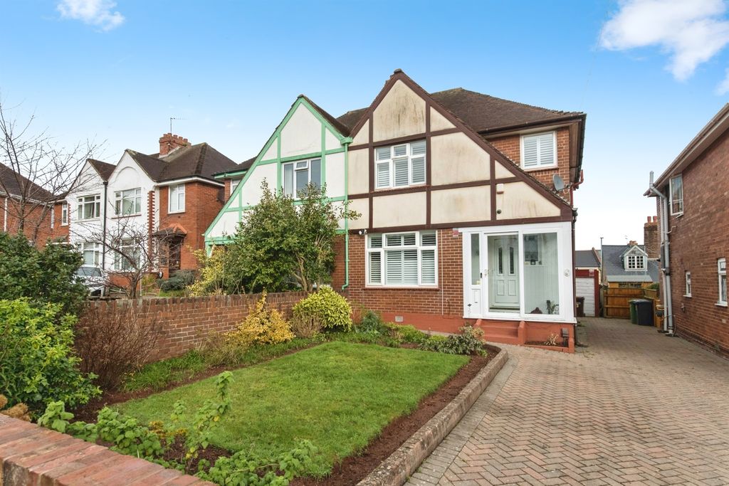 Property photo 1 of 15