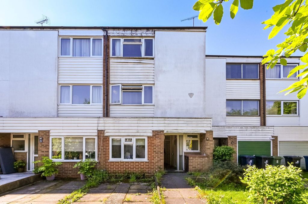 Property photo 1 of 6