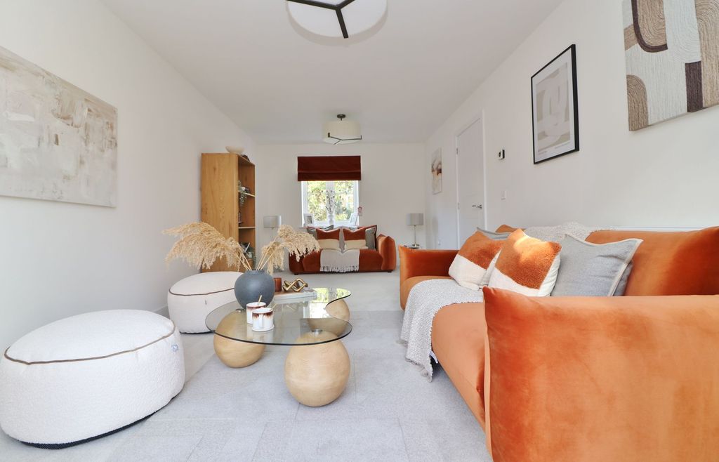 Property photo 2 of 19