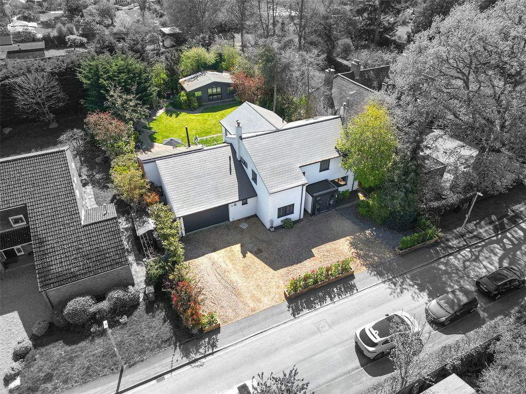 Property photo 1 of 25 Picture No. 24
