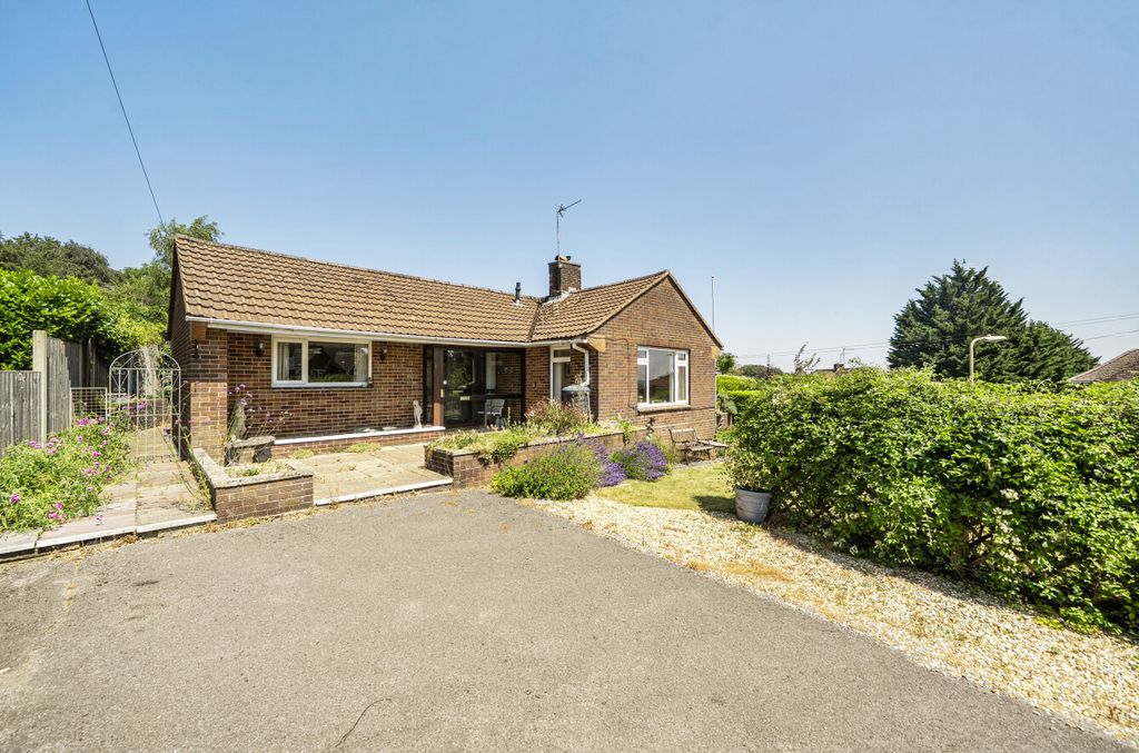 Property photo 1 of 21 1492809-1-6A4E458...