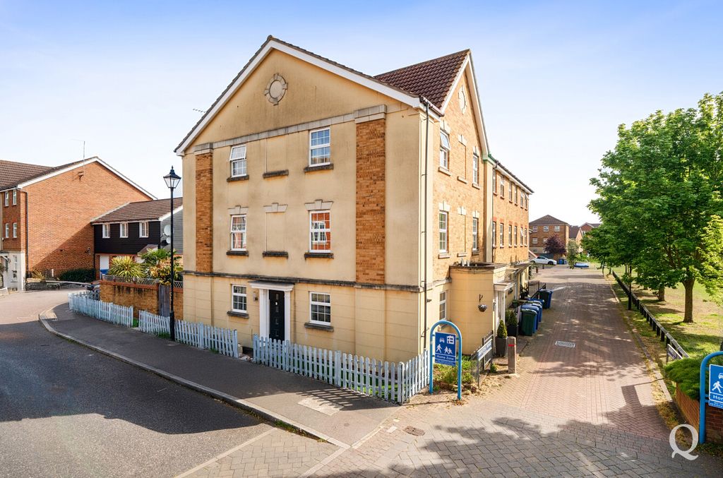 Property photo 1 of 23 825Ceb32-3A06-431...