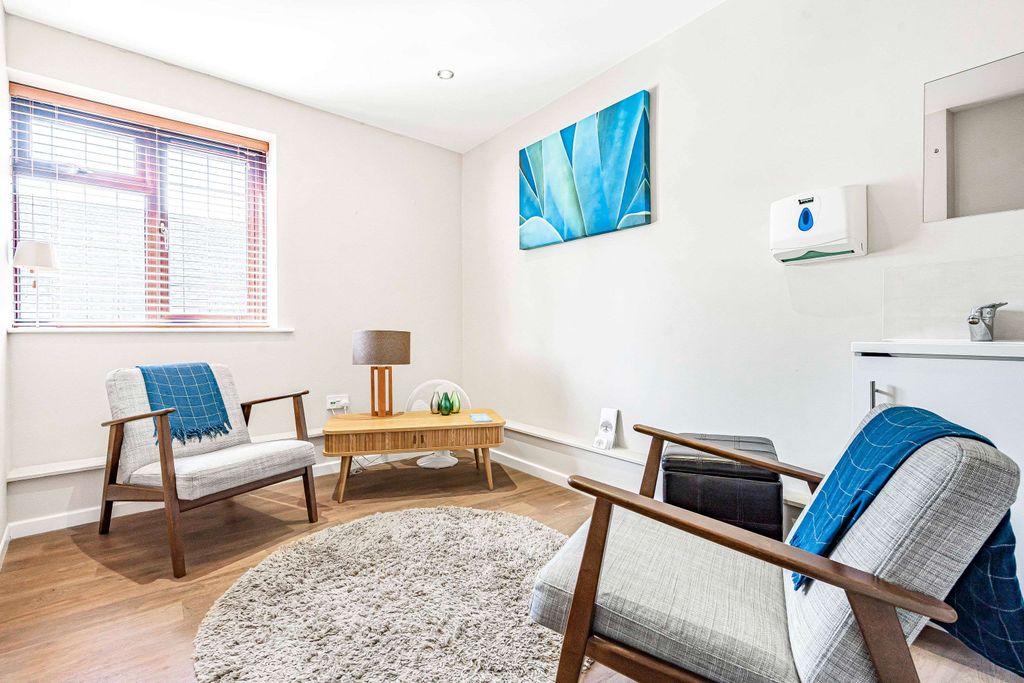 Property photo 2 of 23 Wells Yard, Hudson Street Deddington, Banbury, Oxfordshire, Ox15 0Sw