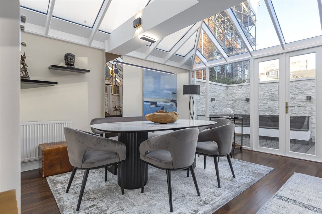 Property photo 1 of 20 Picture No. 19