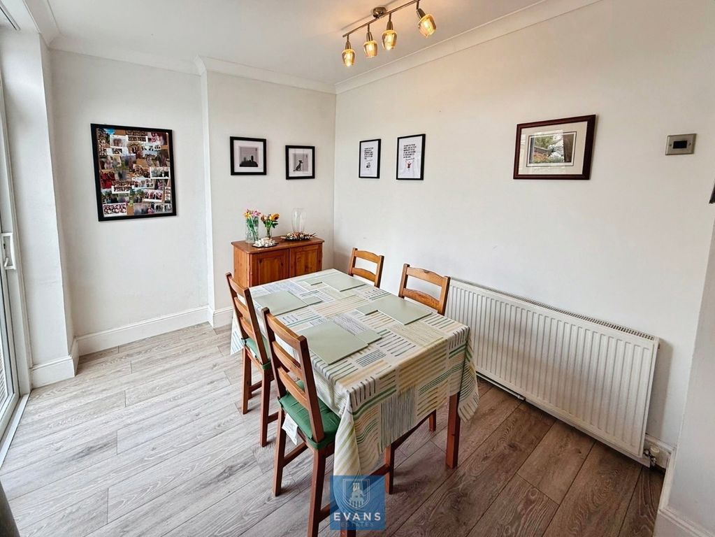 Property photo 3 of 18 Dining Room